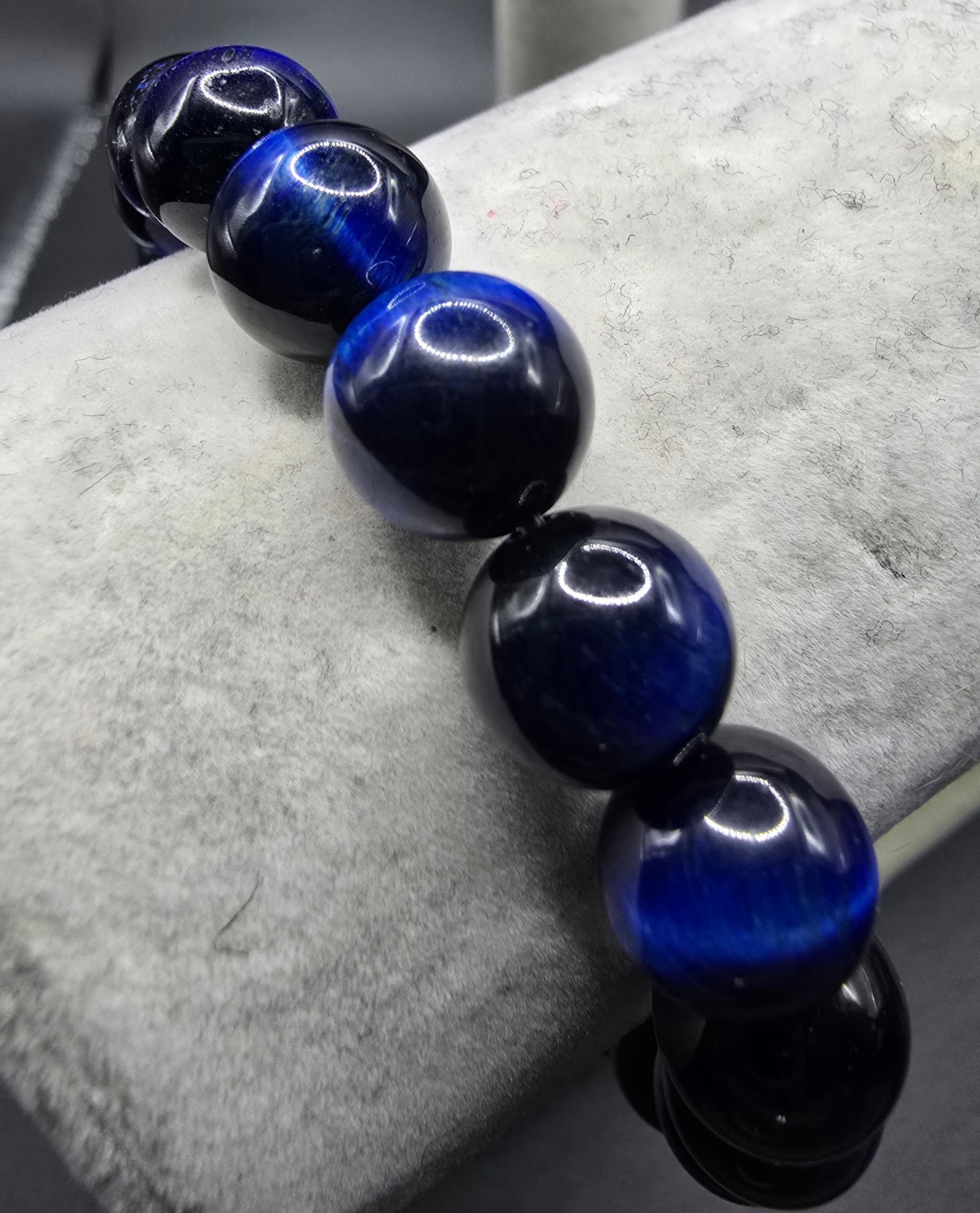 Bleu Tiger Eye